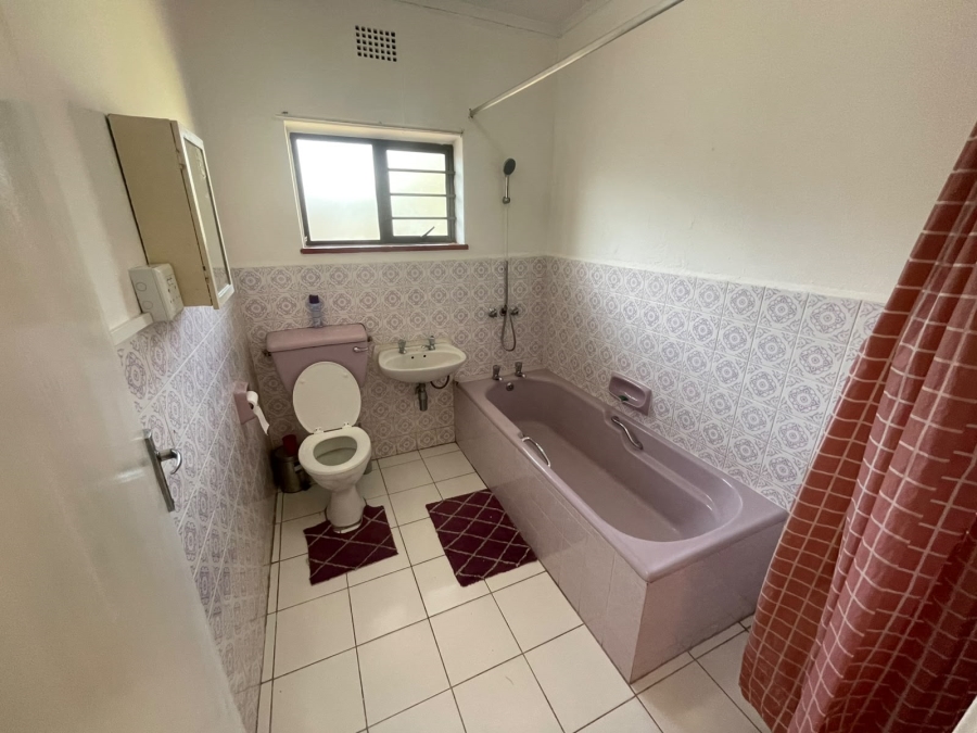 To Let 3 Bedroom Property for Rent in Pinelands Western Cape